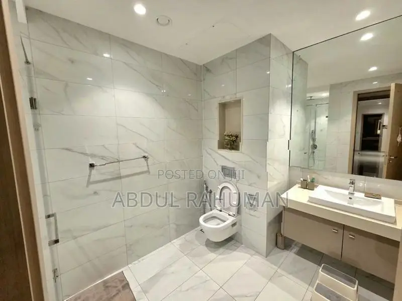Luxurious Furnished Apartment Thalwathagoda