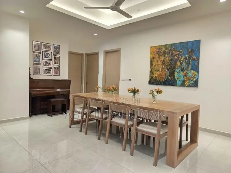 Luxurious Furnished Apartment Thalwathagoda