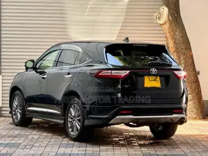 Toyota Harrier Advance Premier 2017