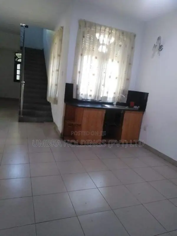 MODERN HOUSE FOR RENT IN BATTARAMULLA - 1607U