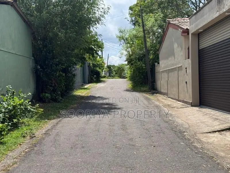 Near Piliyandala Town Land for Sale