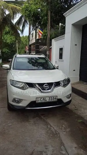 Nissan X-Trail 2015