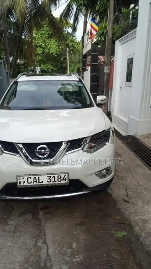 Nissan X-Trail 2015