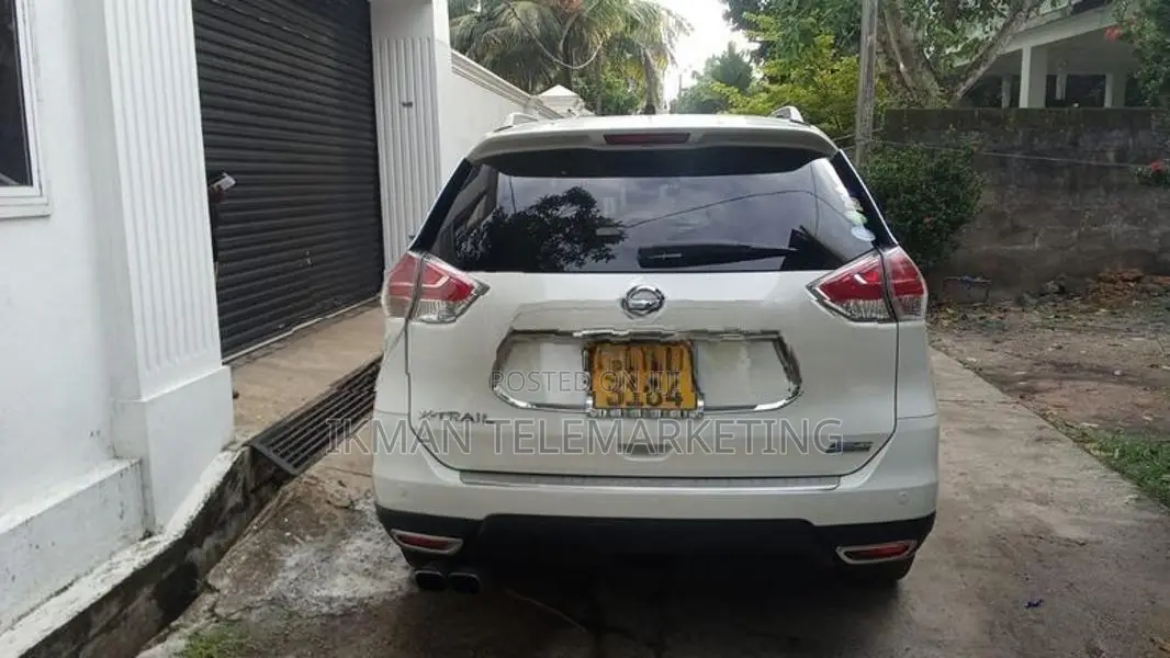 Nissan X-Trail 2015