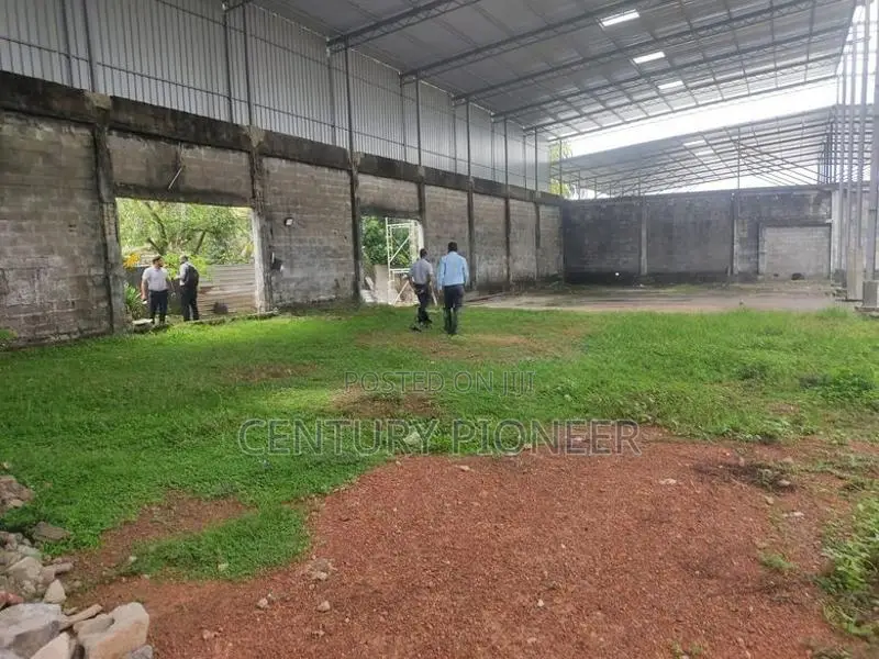 Warehouse for Rent in Kadawatha / Sqft 50000