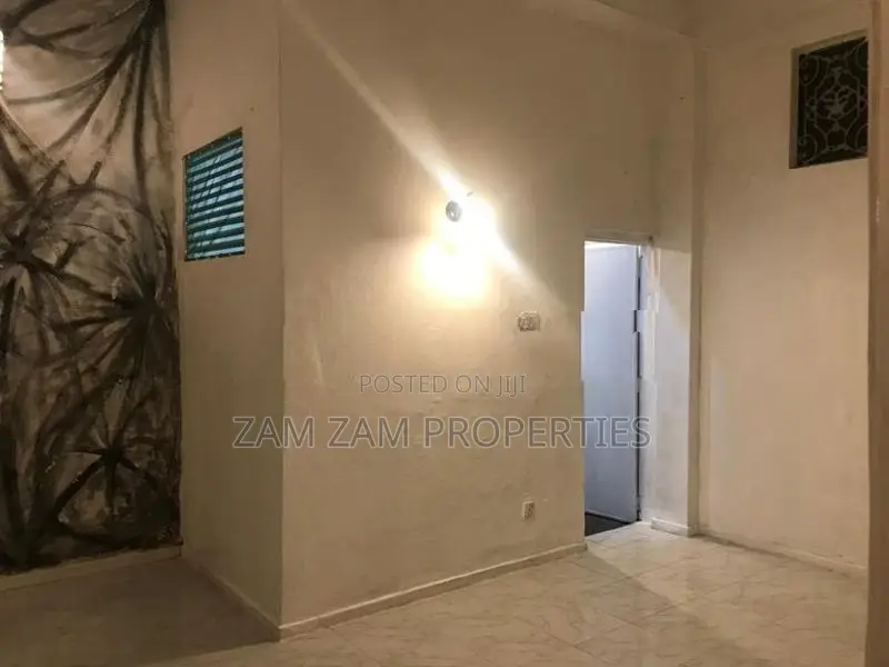 Two Storied House For Rent In Anderson Road Kalubowila Dehiwala