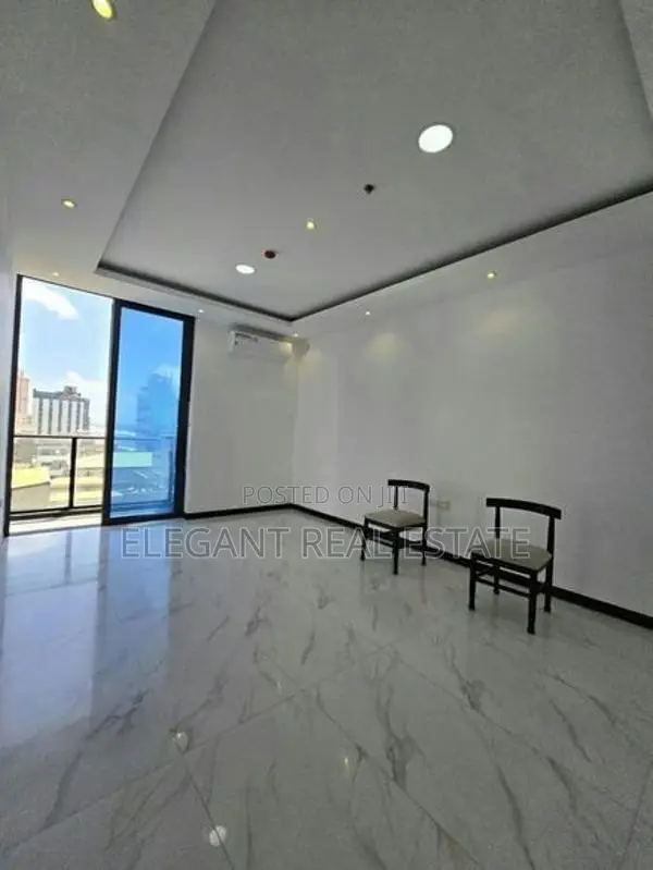 Peak - 03 Bedroom Unfurnished Apartment for Sale in Colombo3 (A2999)