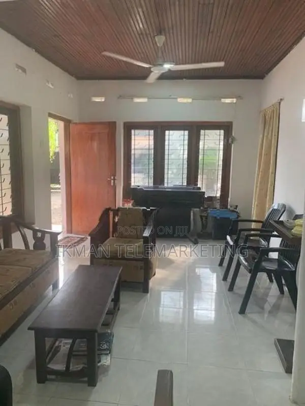 House for Rent in Thalawathugoda Town