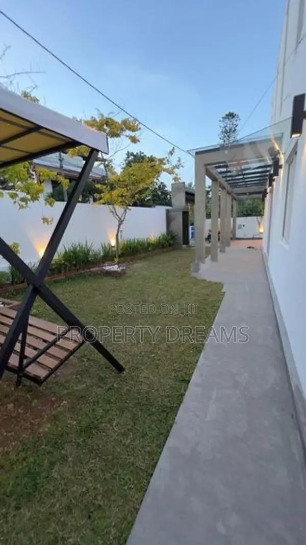 Athurugiriya Comfortable Living – Beautiful House for Sale