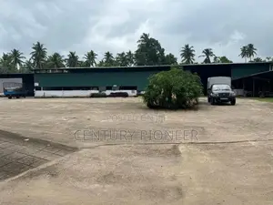 Warehouse for sale in Minuwangoda