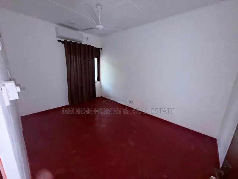 9 Bedroom House for Rent at Borella