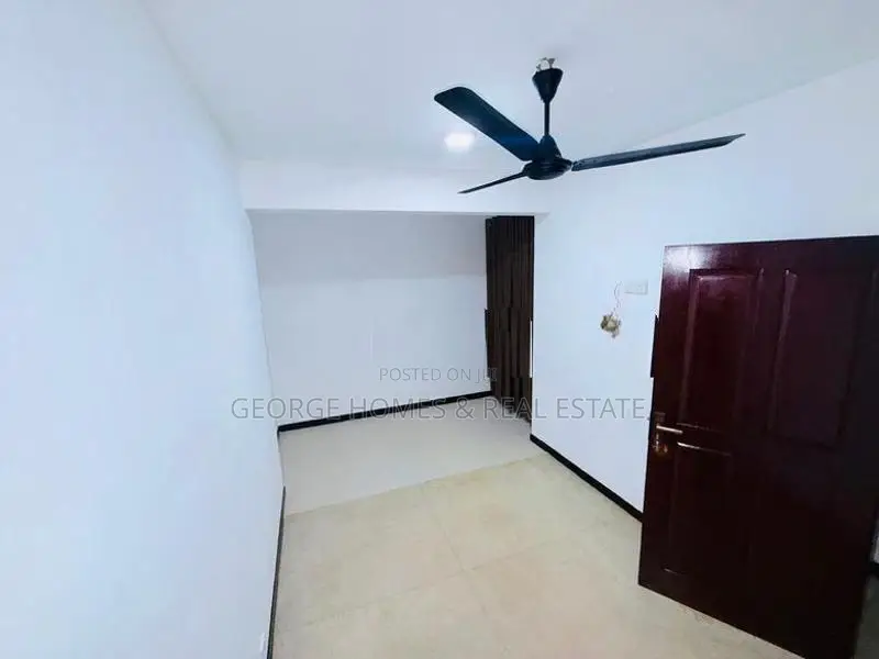 9 Bedroom House for Rent at Borella