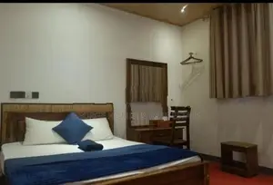 50 Bed Hotel for Rent Col 2