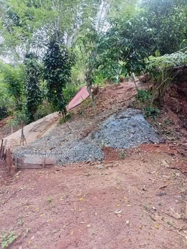 Land For Sale In Pilimathalawa