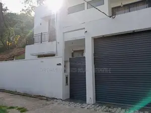 Spacious 3-Bedroom House for Sale – Gothatuwa