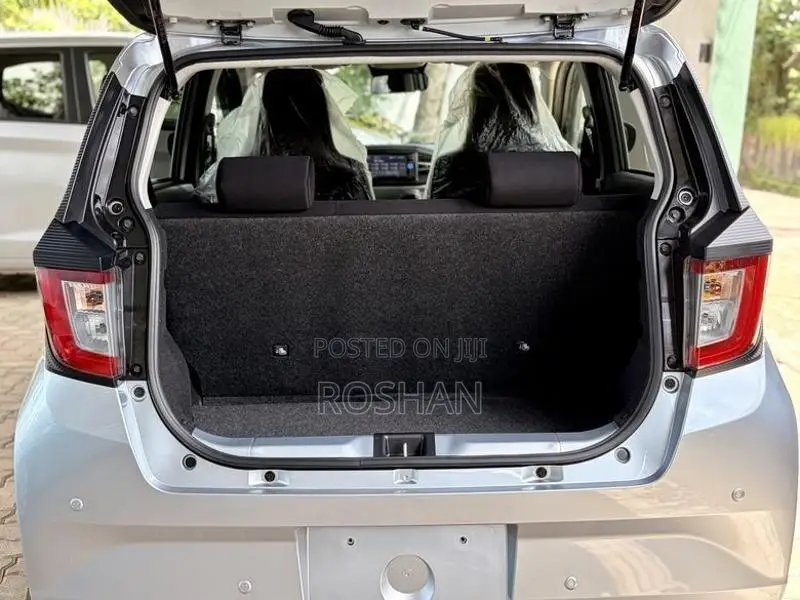 Daihatsu Mira X Limited 2024