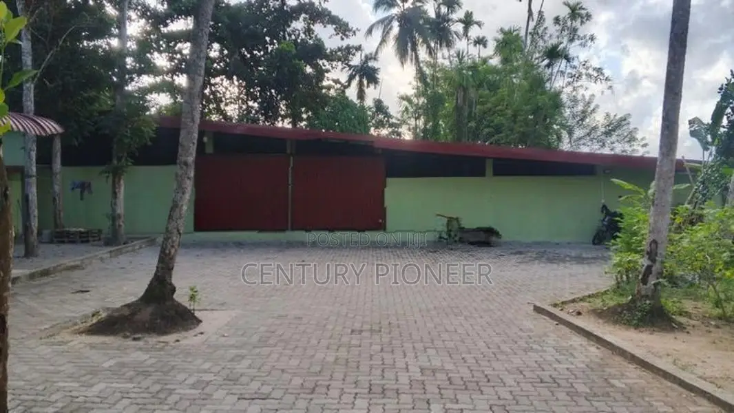 Warehouse for Sale in Moragahahena