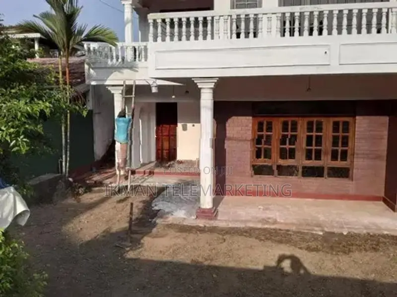 House For Sale Near Engineering Faculty Mattegoda