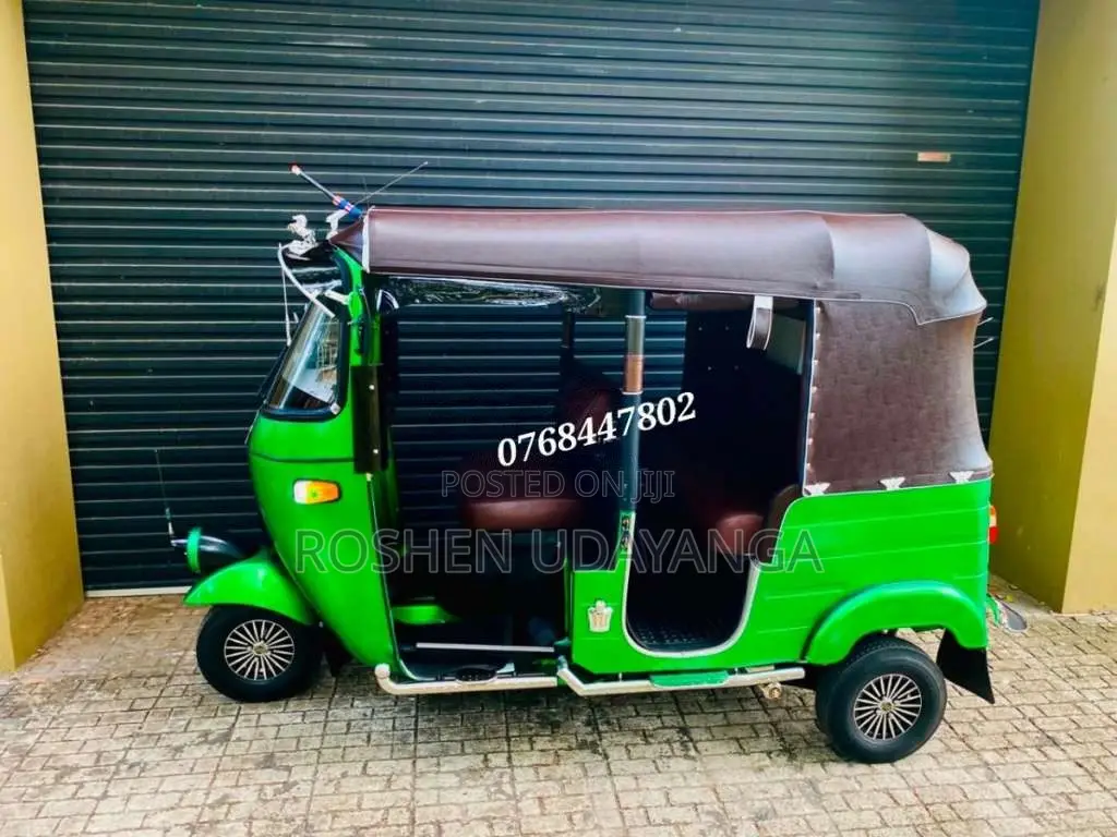 Bajaj 2 Stroke 2002 Three Wheel (Used)