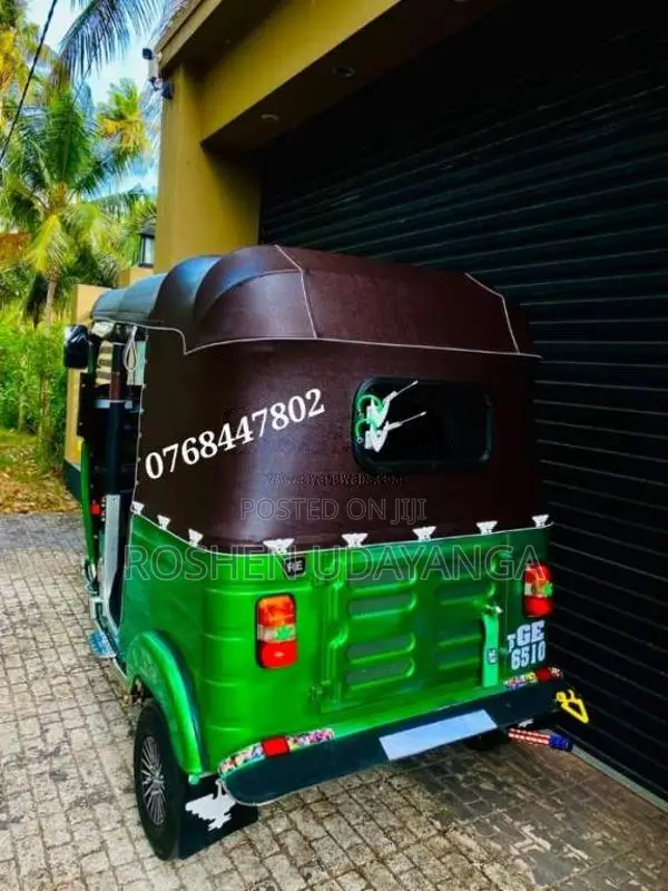 Bajaj 2 Stroke 2002 Three Wheel (Used)