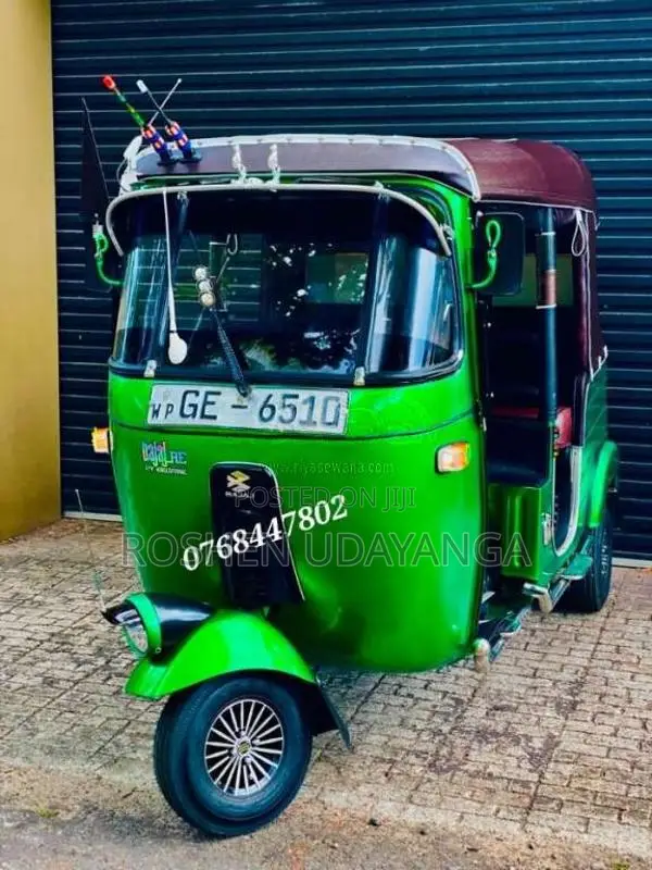 Bajaj 2 Stroke 2002 Three Wheel (Used)