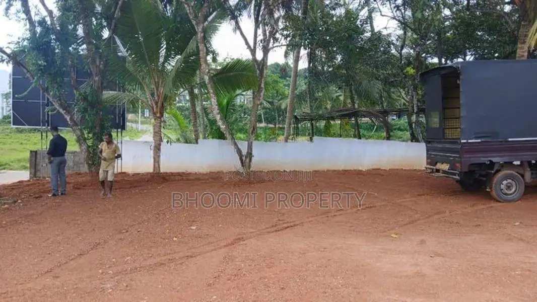 Close to Kottawa, Panagoda Land Plots for Sale