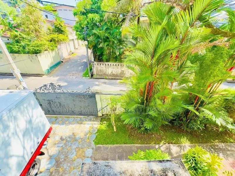 Prime Property in Heart of Nugegoda – 2 Units