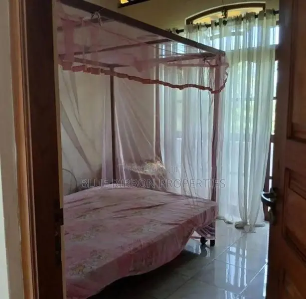 Spacious Two-Storey House for Rent – Delkanda