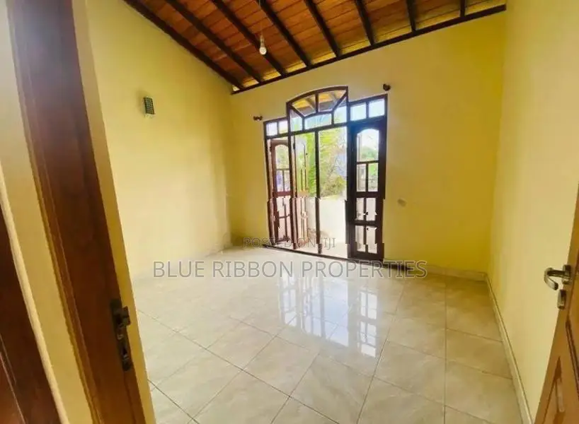 Spacious Two-Storey House for Rent – Delkanda