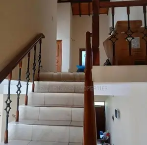 Spacious Two-Storey House for Rent – Delkanda