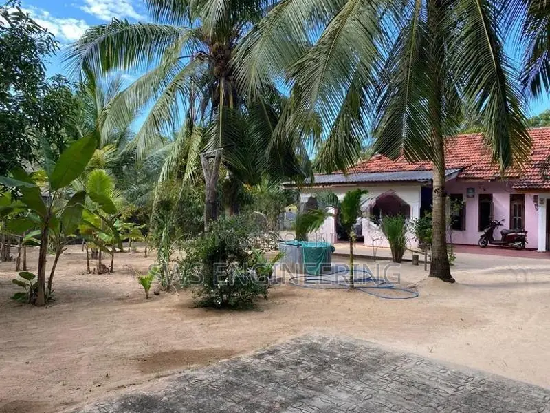 House For Sale In Thambuvil Ampara