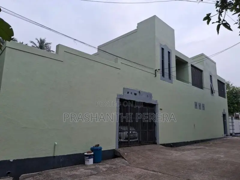 Spacious 3-Bedroom 2-Storey Home for Rent in Panadura