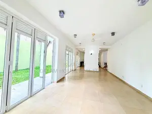 Spacious 3-Storey Residence – Pelawatta