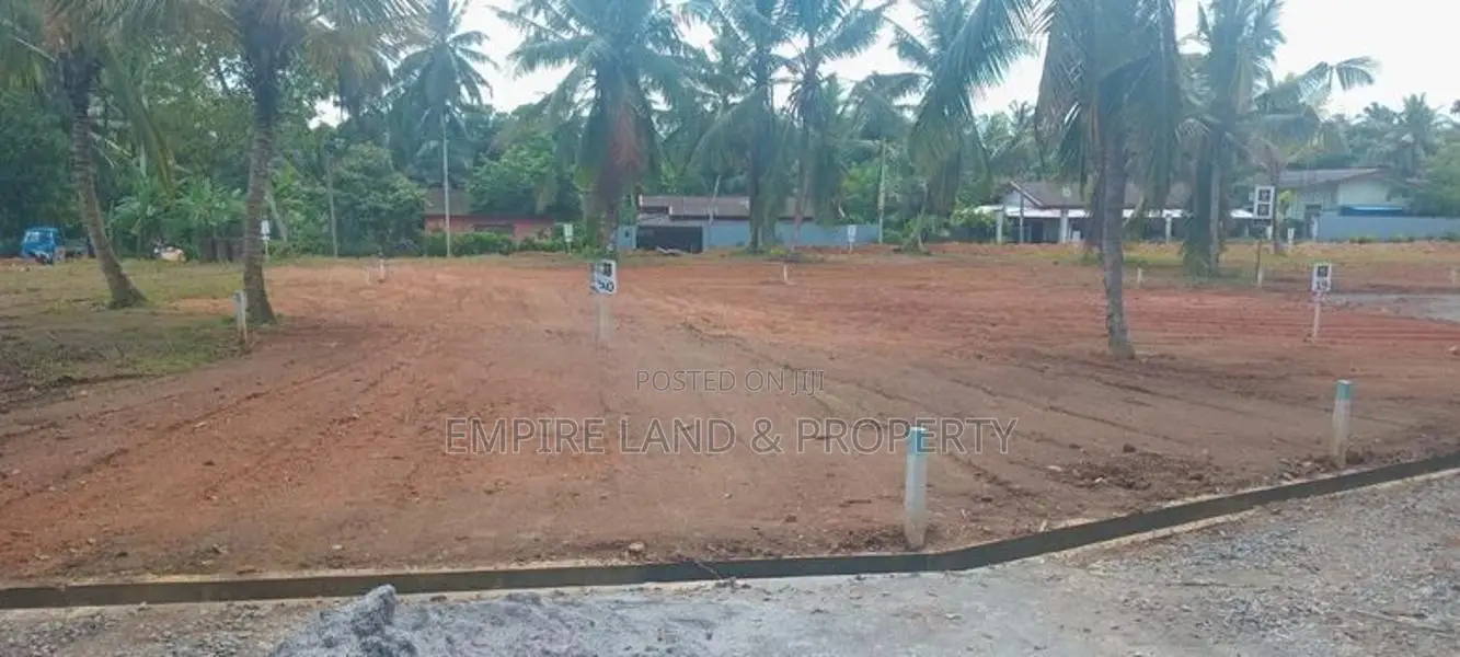 Homagama Luxury Land for Sale in Moragahahena Road
