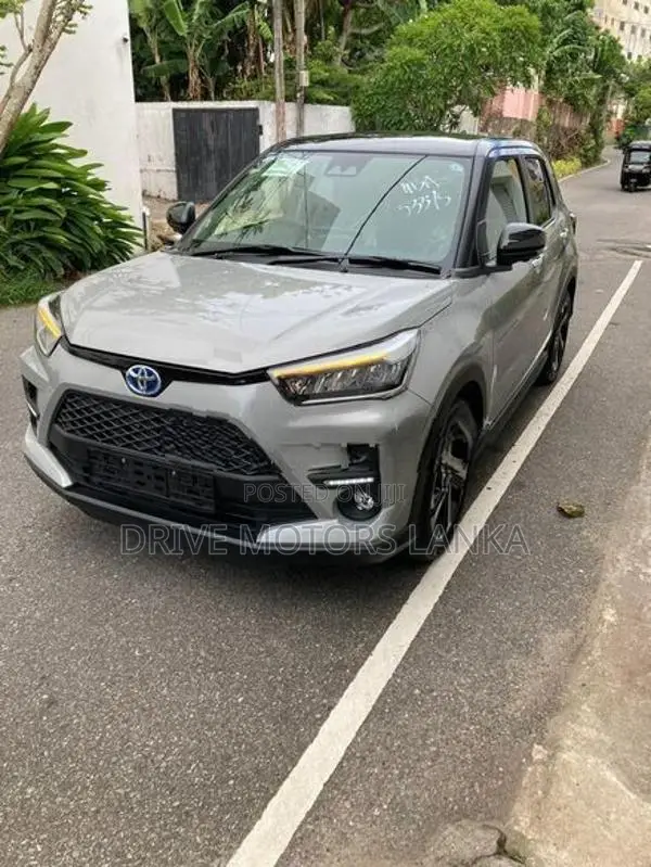 Toyota Raize Hybrid BSM 2026