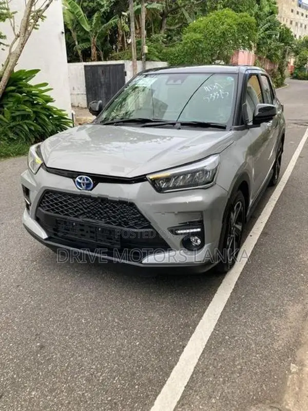 Toyota Raize Hybrid BSM 2026