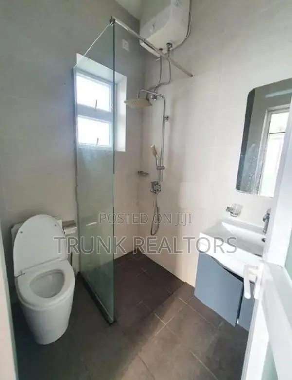 Mount Lavinia 02 BR Apartment for Rent (nk11784)