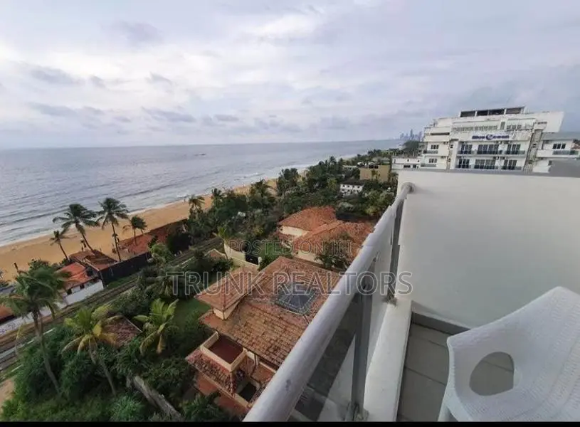 Mount Lavinia 02 BR Apartment for Rent (nk11784)