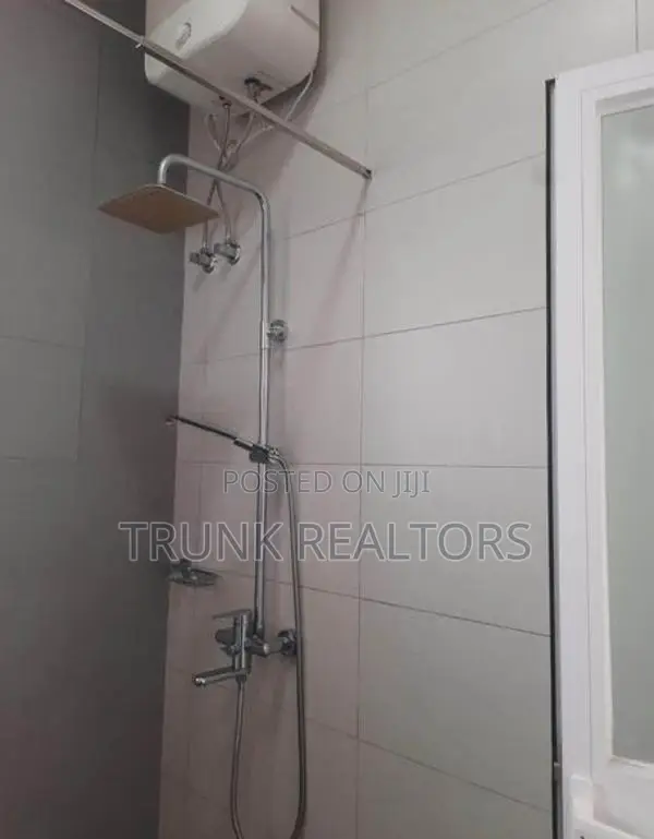 Mount Lavinia 02 BR Apartment for Rent (nk11784)