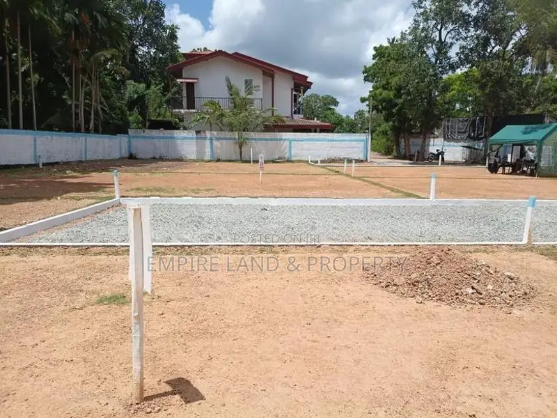 Highly Residential Land for Sale in Minuwangoda Road Ekala