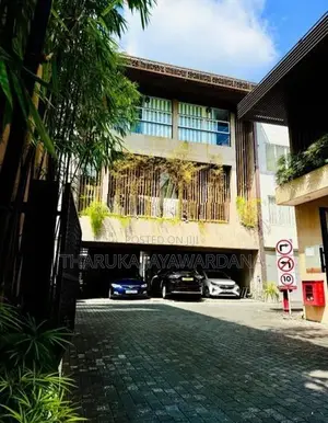 fully Furnished modern 3story house for rent kottawa