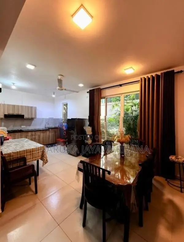 fully Furnished modern 3story house for rent kottawa
