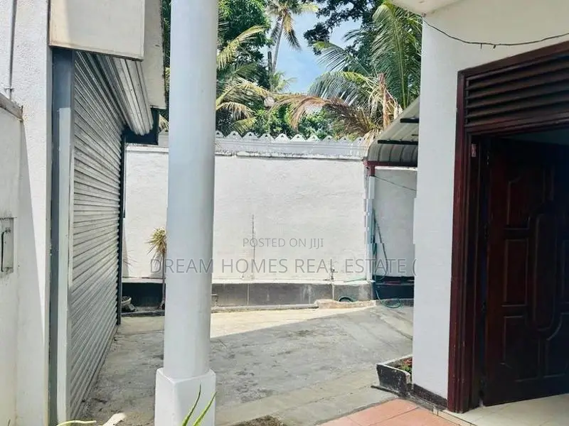 6.92 Perch House for Sale – Moratuwa