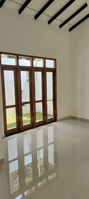 Brand New Luxury Single-Story House for Sale - Kesbewa