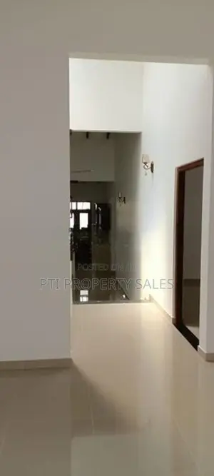 Brand New Luxury Single-Story House for Sale - Kesbewa