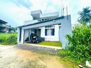 Stunning Modern Home with Dual Swimming Pools for Sale kadawatha