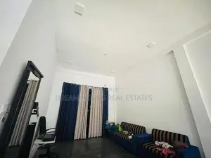 Stunning Modern Home with Dual Swimming Pools for Sale kadawatha