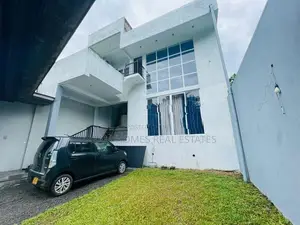 Stunning Modern Home with Dual Swimming Pools for Sale kadawatha