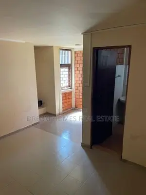 Luxury 2-Storey Residence for Sale – Prime Thalahena Location