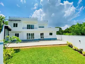 3-Storey House for Sale in Athurugiriya